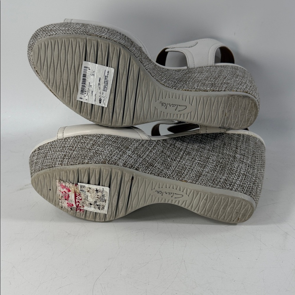 White Clarks Platform Sandals with Buckle size 7 - Picture 4 of 9